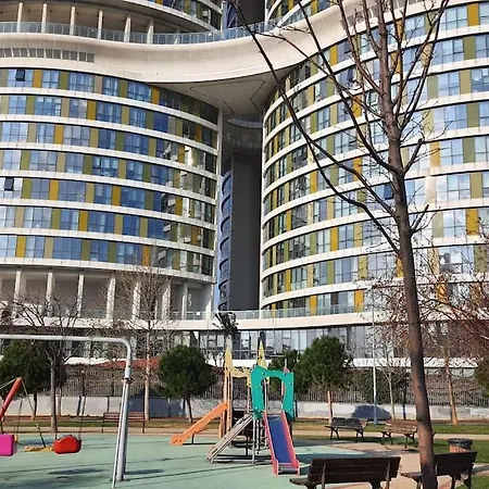 Swimming Pool, Turkish Bath, Sauna, Gym And Much - 2broom,1 Living * 이스탄불